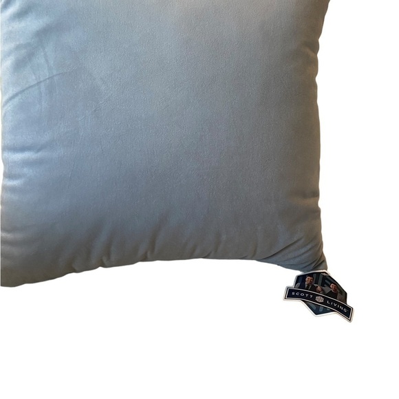 NWT Scott Living throw pillows.  Gray in color. - Picture 10 of 11